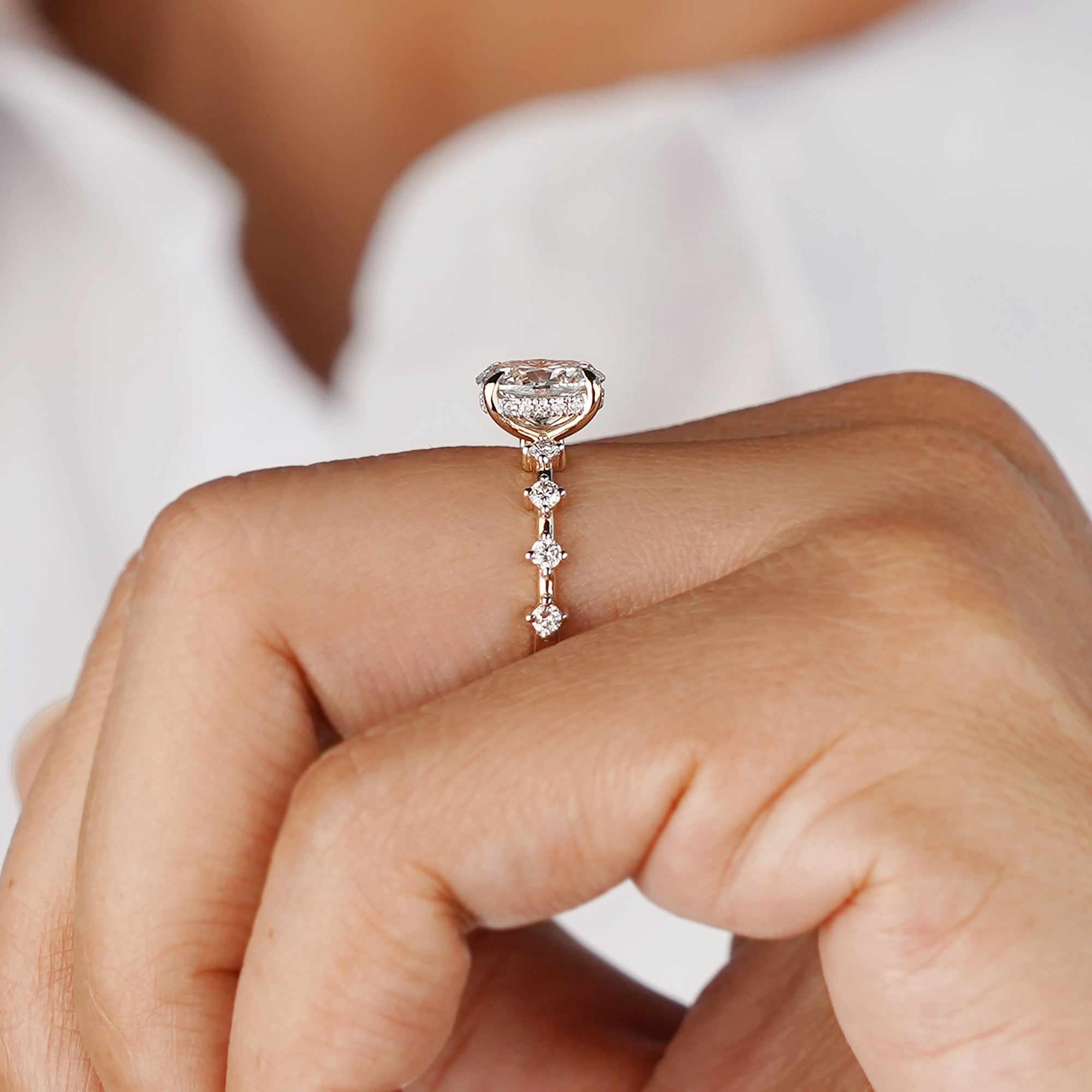 1.9 Carat Oval Lab-grown Distance Diamonds - Solid 14K Yellow Gold