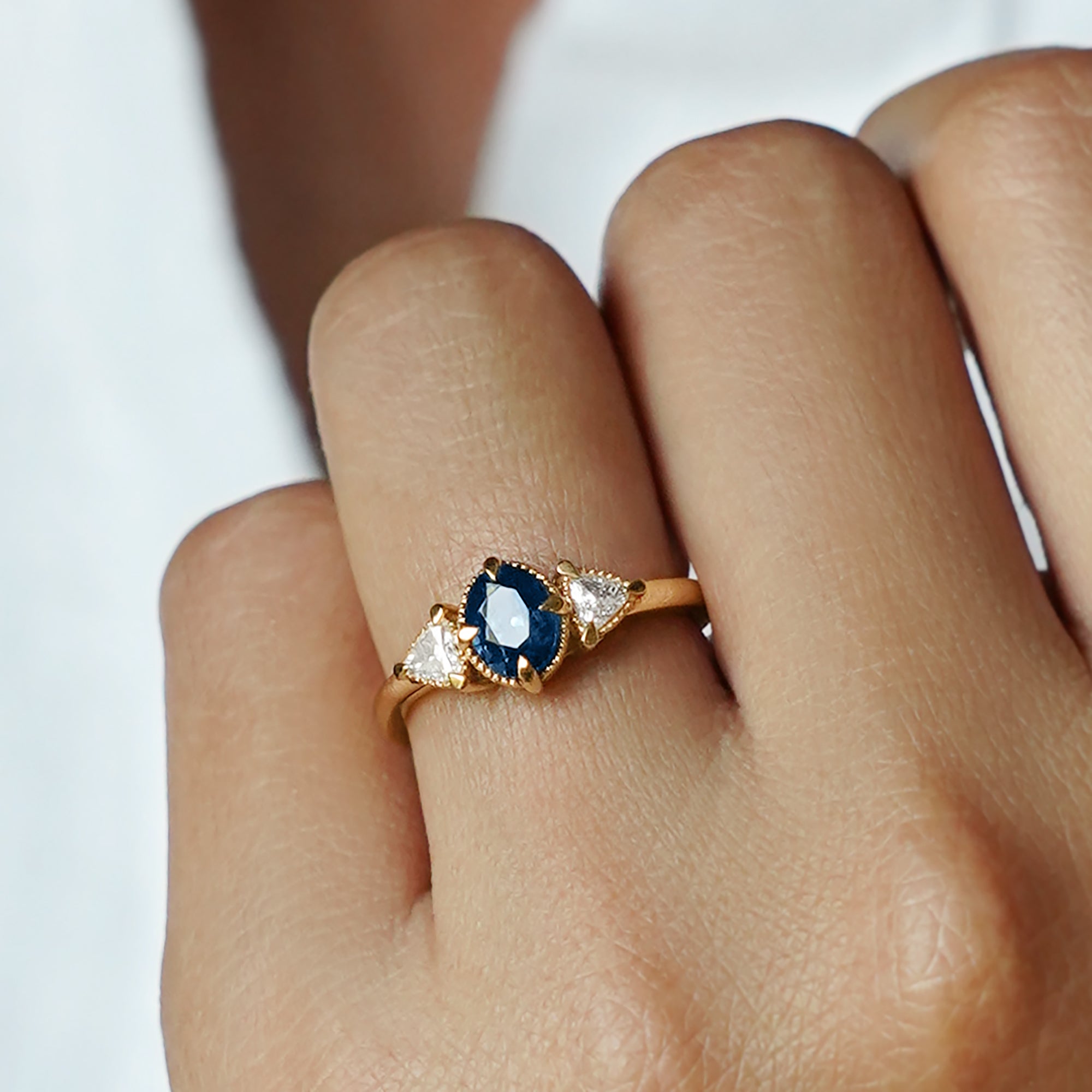 Blue Sapphire With 2 Trillion Side Diamond Ring - Solid 14K White Gold | BITS OF BALI JEWELRY