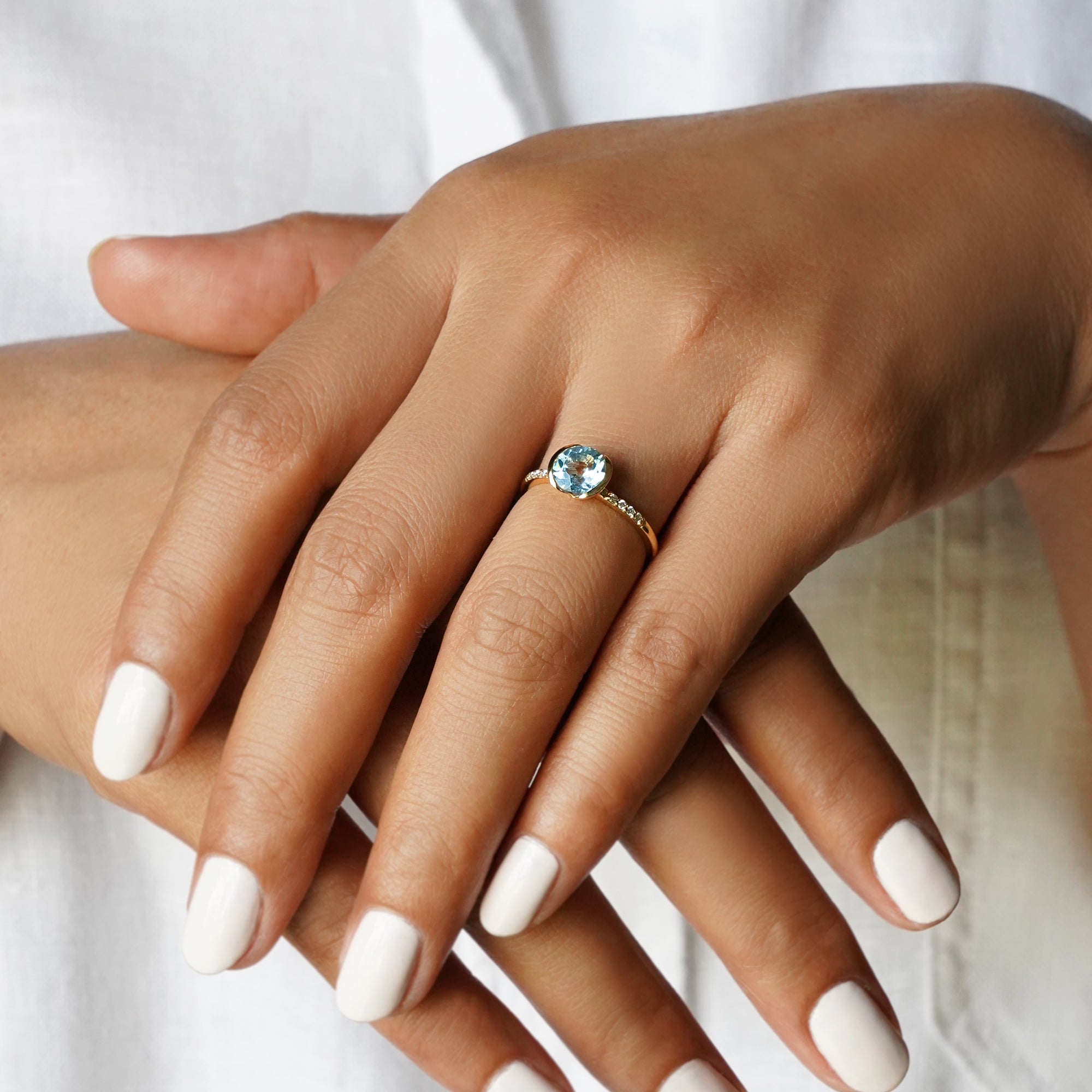 Round Blue Topaz & Diamond Ring - Solid 18K Yellow Gold | BITS OF BALI JEWELRY