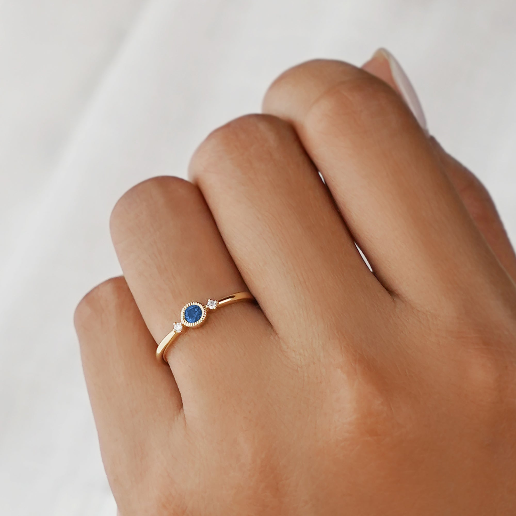 Blue Sapphire & 2 Side Diamond Ring - Solid 18K Yellow Gold | BITS OF BALI JEWELRY