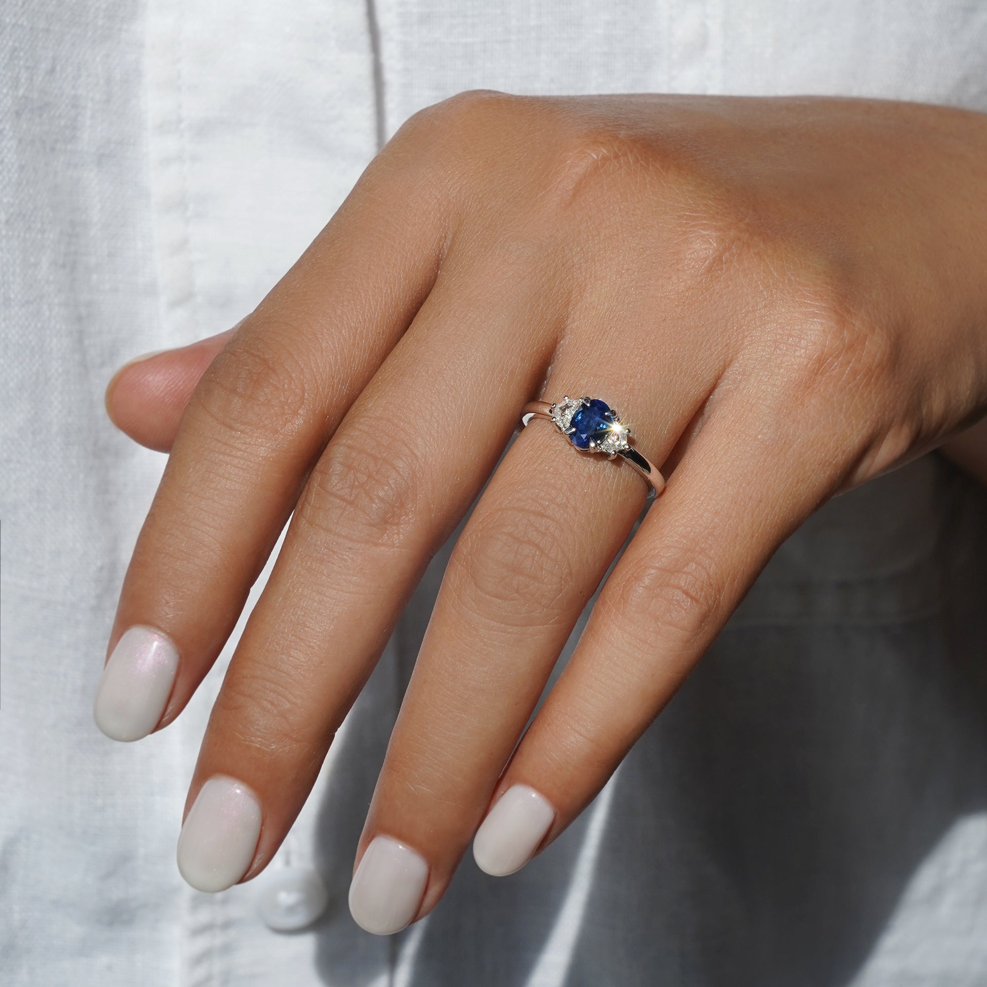 Blue Sapphire With 2 Epaulette Side Diamond Ring - Solid 14K White Gold | BITS OF BALI JEWELRY