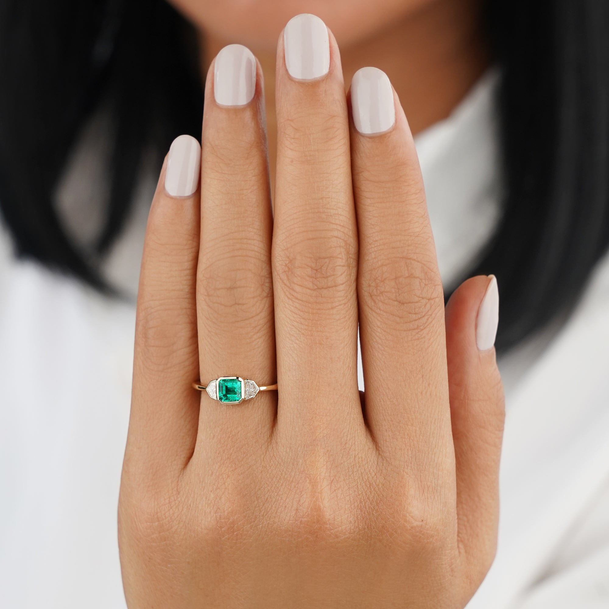 0.58 Carat Asscher-cut Muzo Colombian Emerald with Cadillac Natural Side Diamonds - Solid 14K Yellow Gold