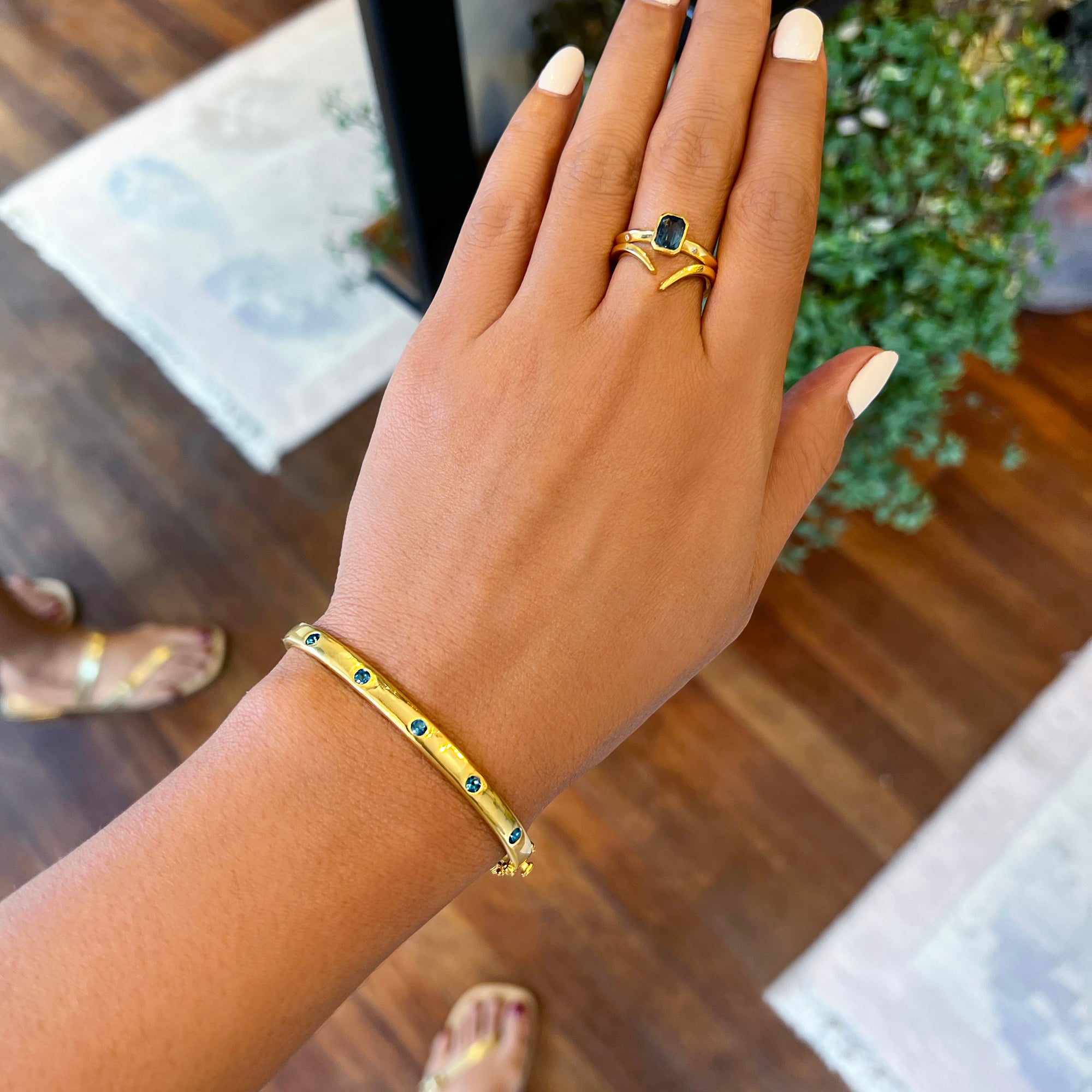 Ibu Five Stone London Blue Topaz Bracelet | BITS OF BALI JEWELRY