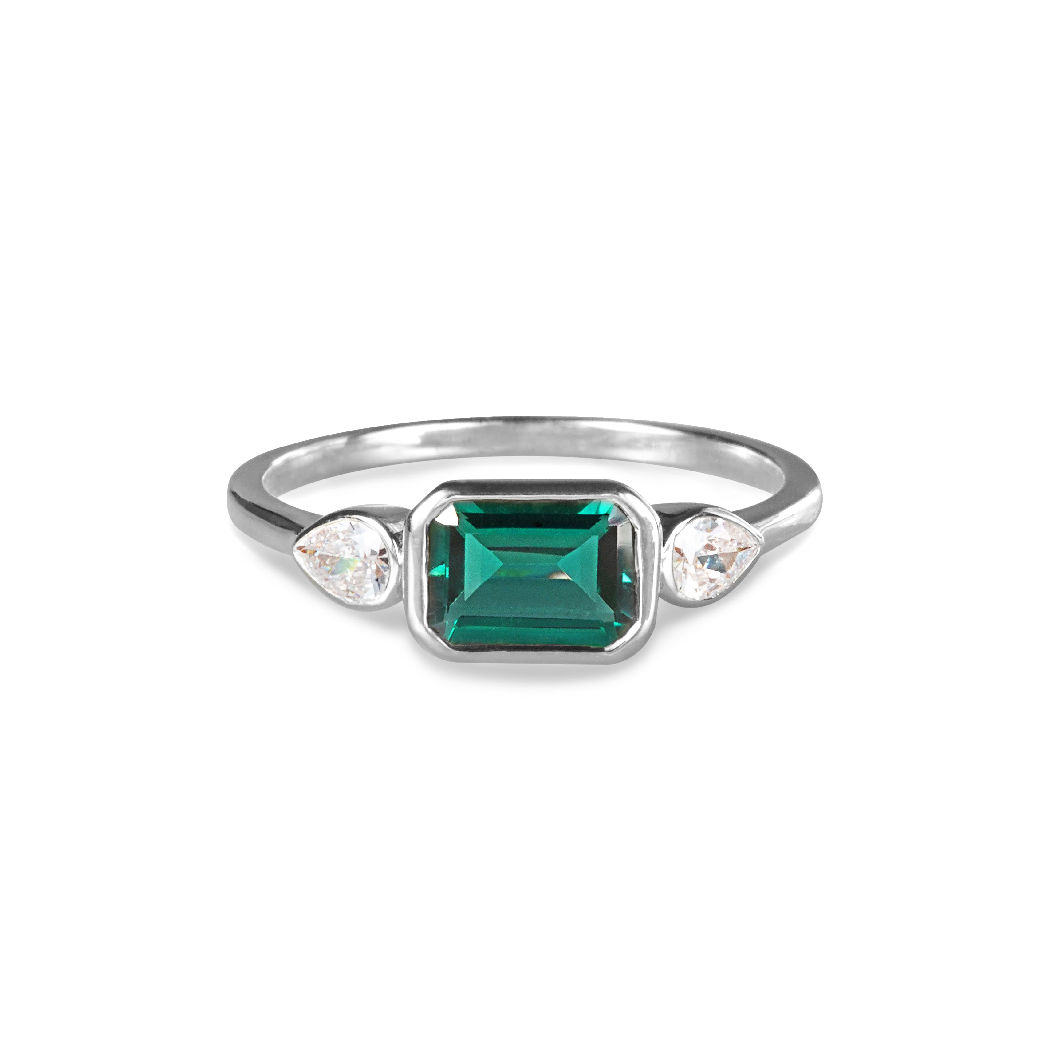 Ibu Baguette Green Quartz Ring | BITS OF BALI JEWELRY