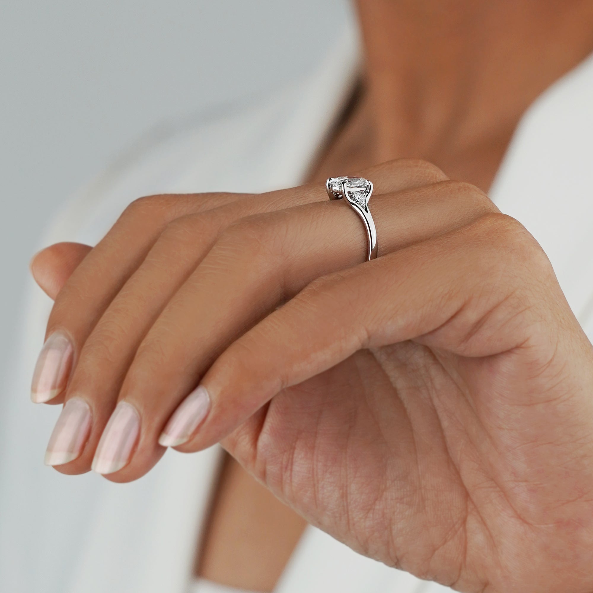 1.48 Carat Oval Diamonds Ring - Solid 14K White Gold
