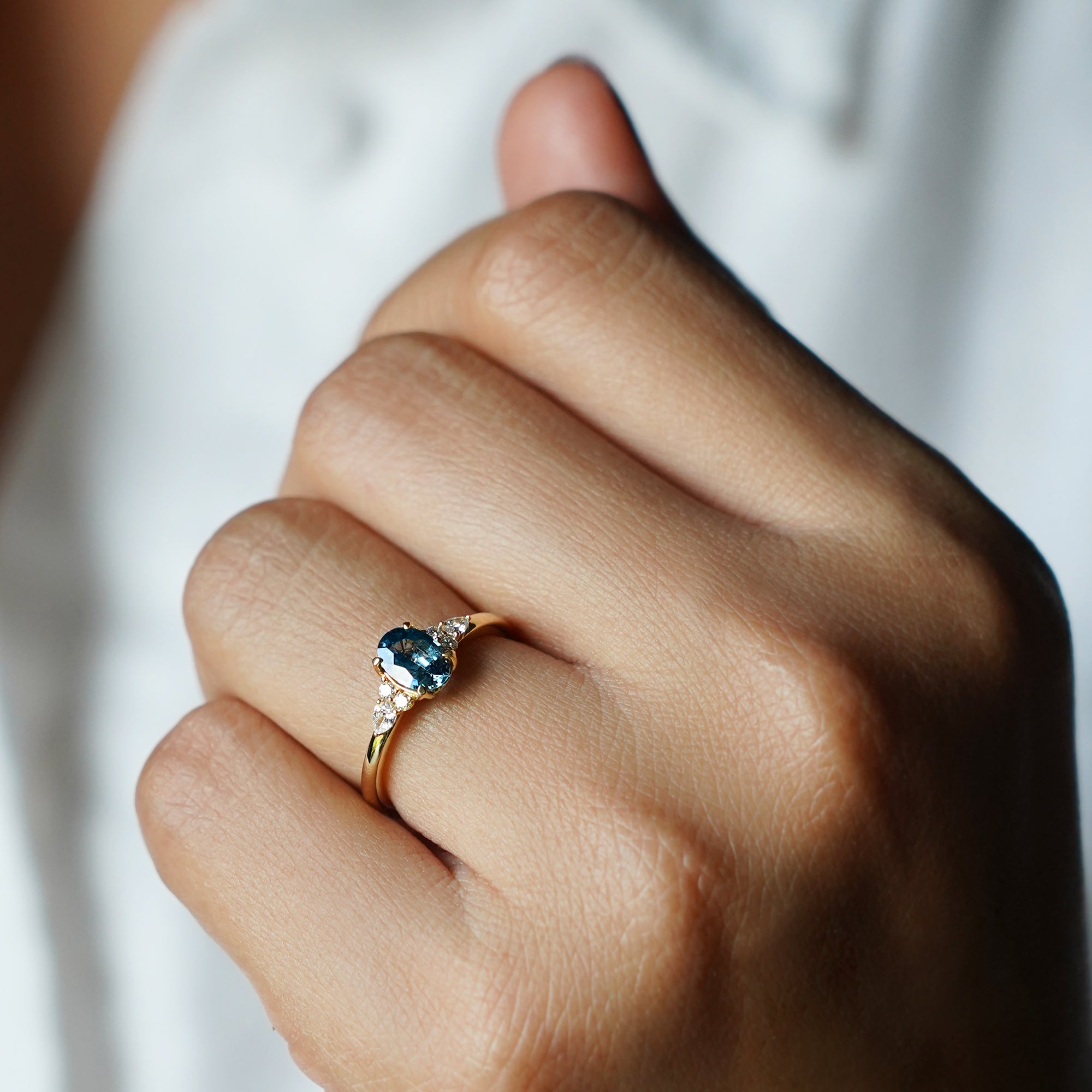 Teal Sapphire With Six Side Diamond Ring - Solid 18K Yellow Gold | BITS OF BALI JEWELRY
