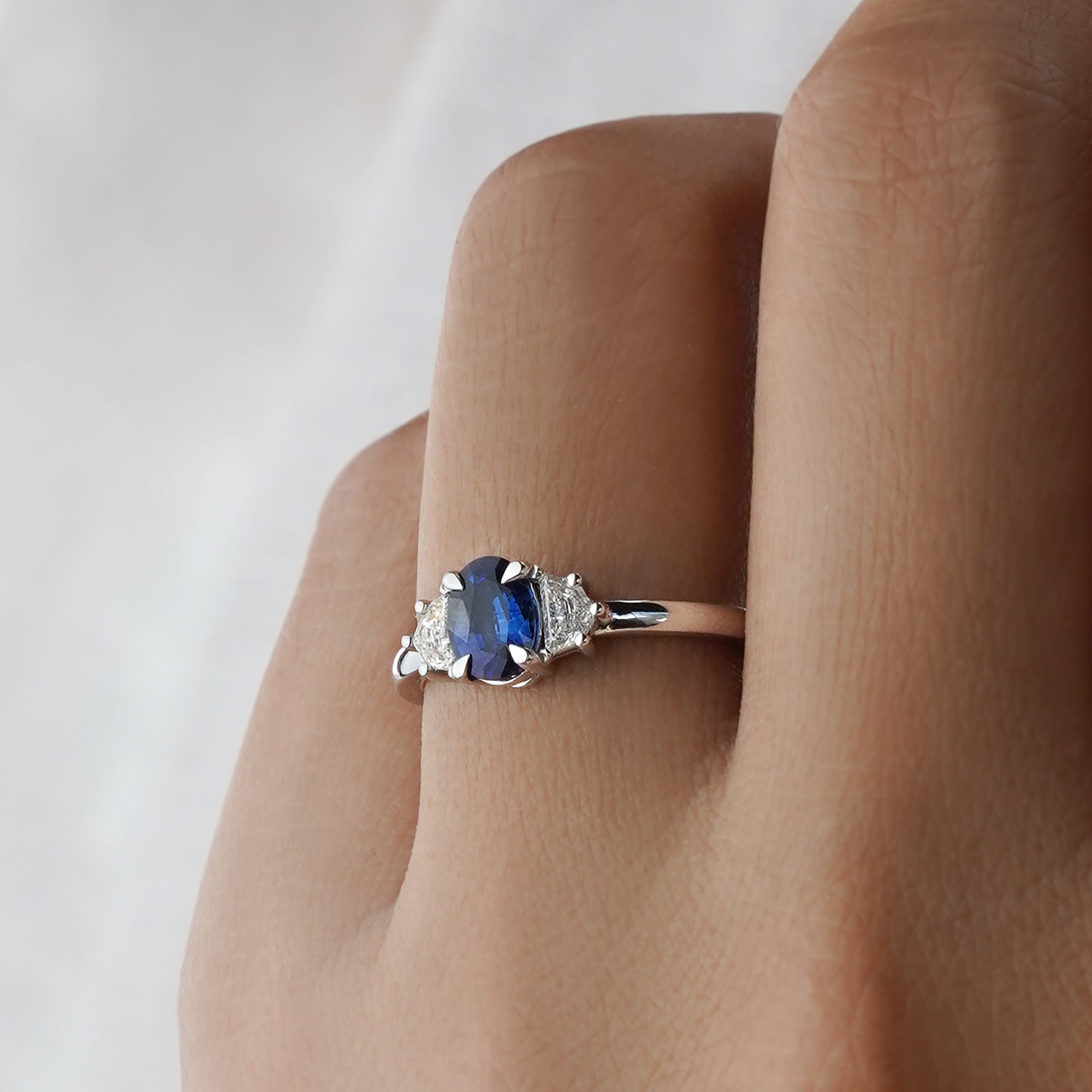Blue Sapphire With 2 Epaulette Side Diamond Ring - Solid 14K White Gold | BITS OF BALI JEWELRY