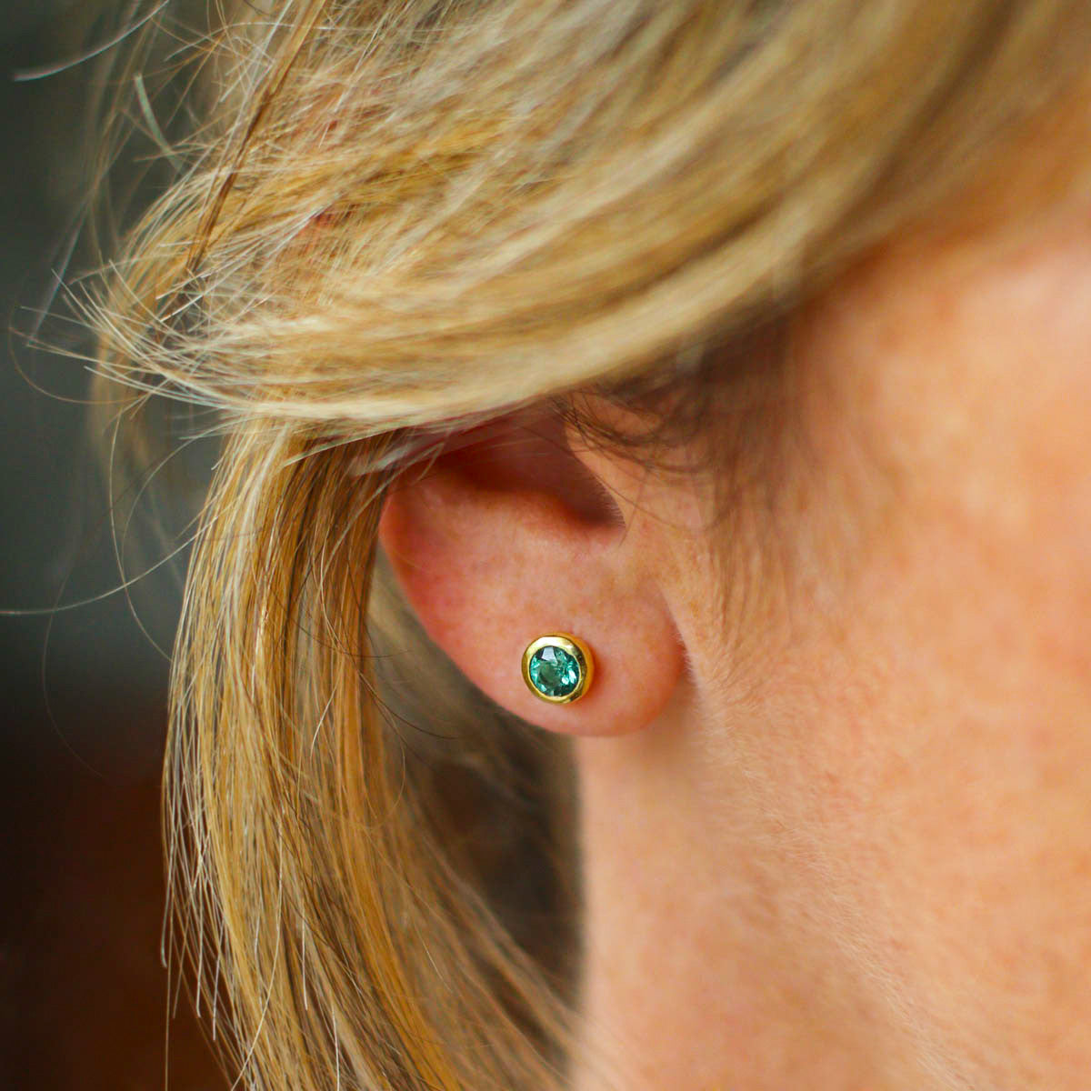 Dipta Tiny Single Bubble Earrings - Emerald | BITS OF BALI JEWELRY