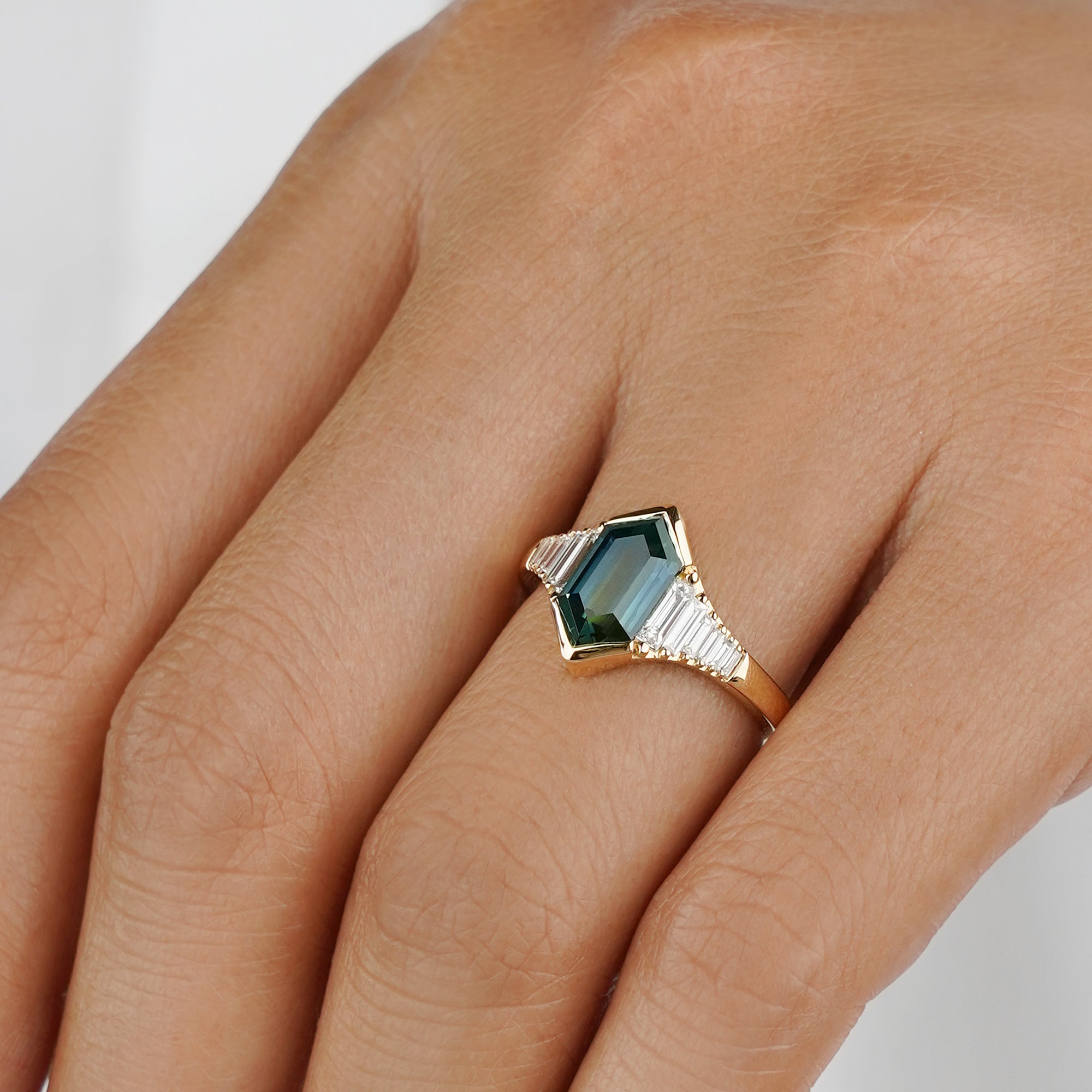 Art Deco 2.31 Carat Duchess-cut/Elongated Hexagon Teal Sapphire with 8 Baguette & 2 Square Natural Diamond Ring - Solid 18K Yellow Gold