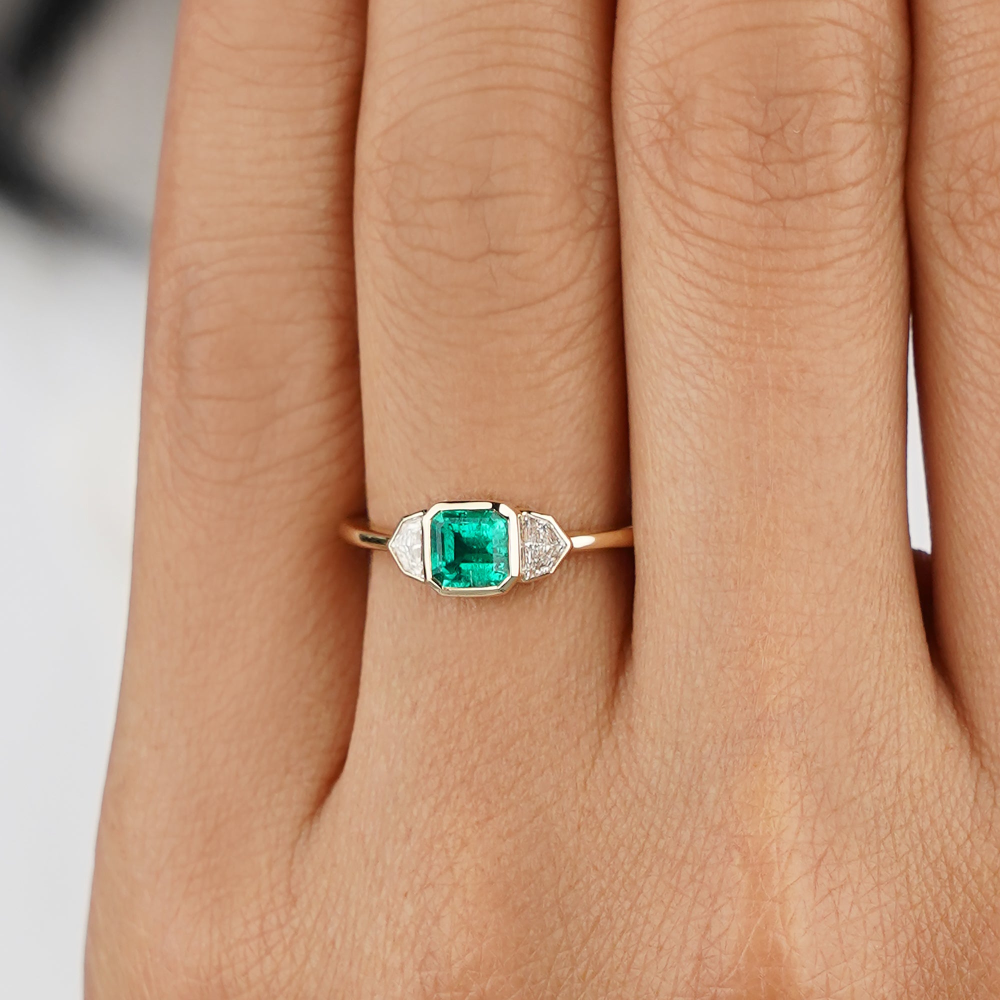 0.58 Carat Asscher-cut Muzo Colombian Emerald with Cadillac Natural Side Diamonds - Solid 14K Yellow Gold