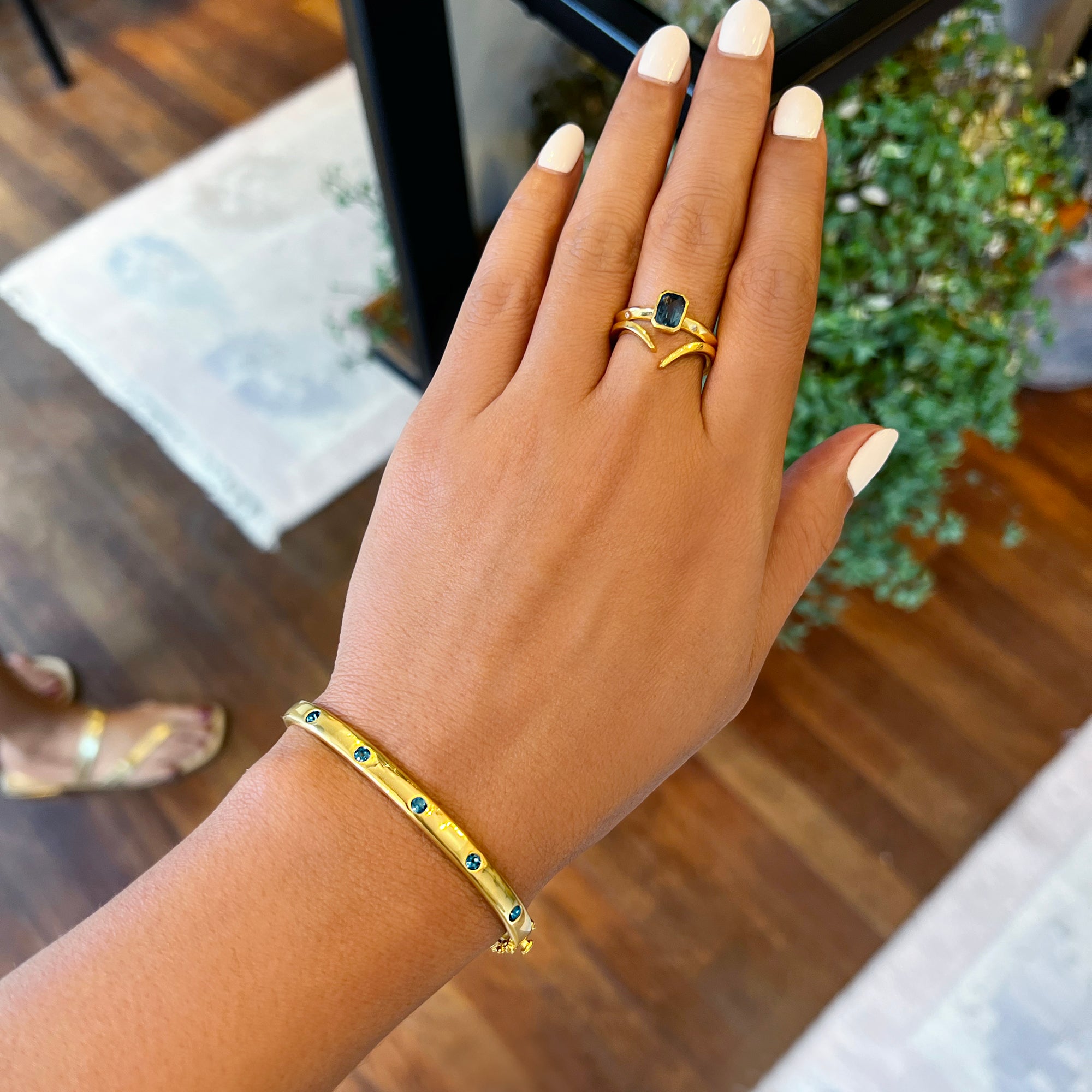 Ibu Five Stone London Blue Topaz Bracelet | BITS OF BALI JEWELRY