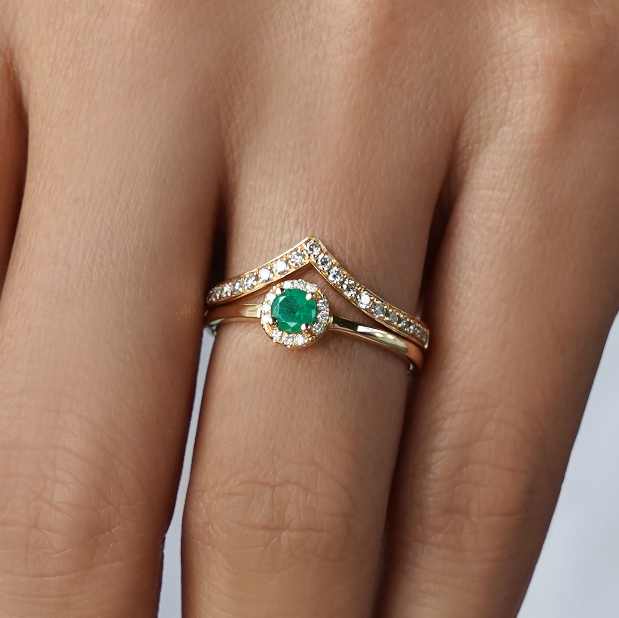 Chevron Diamond Ring - Solid 14K Yellow Gold